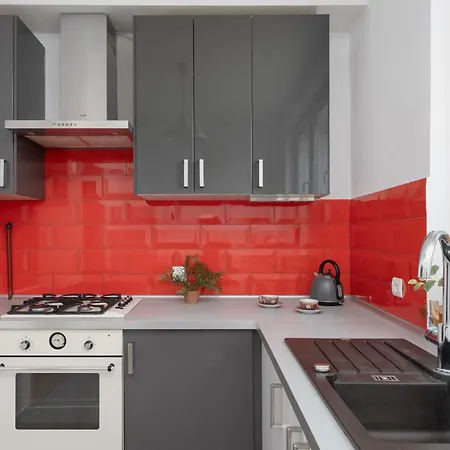 Charming Family With Balcony In Praga Polnoc District By Renters Apartment *