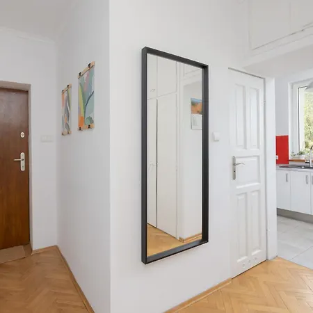 Charming Family With Balcony In Praga Polnoc District By Renters *