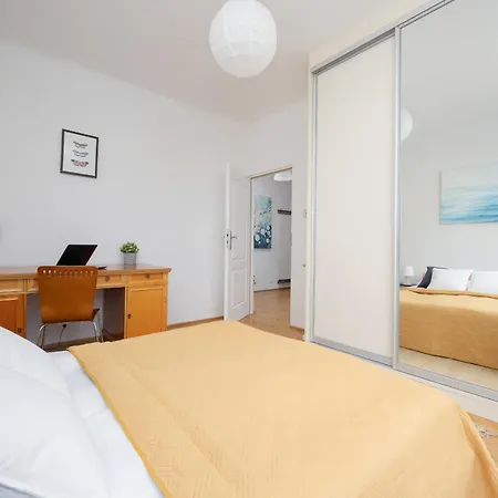 Charming Family With Balcony In Praga Polnoc District By Renters Apartment
