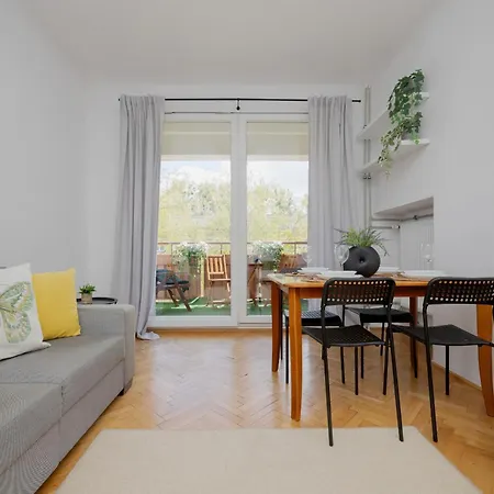 Apartment Charming Family With Balcony In Praga Polnoc District By Renters *