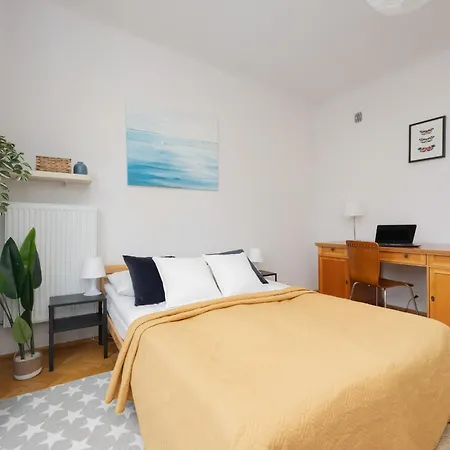 Charming Family With Balcony In Praga Polnoc District By Renters Apartment